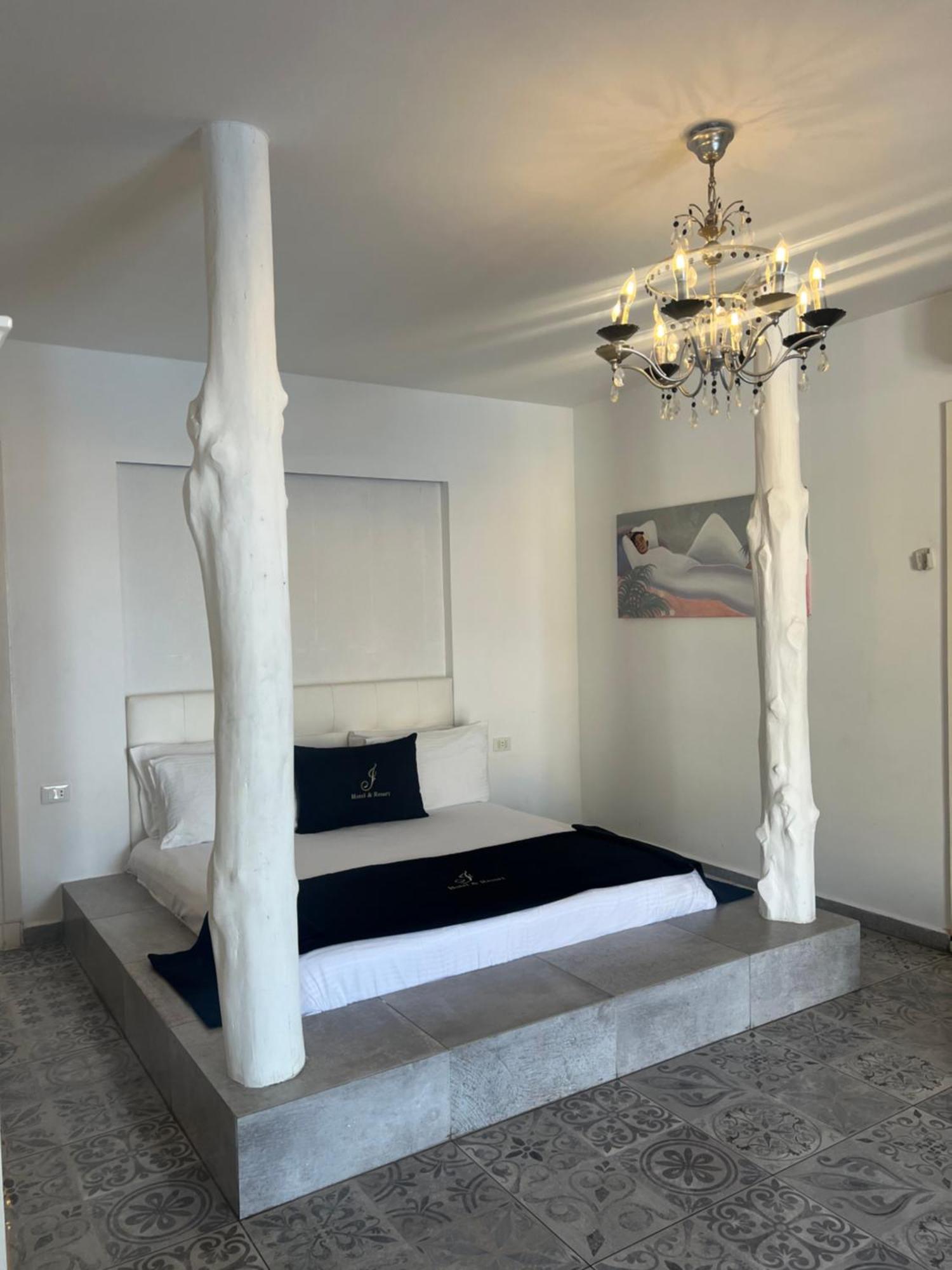 Jhotelresorts Damour Luaran gambar